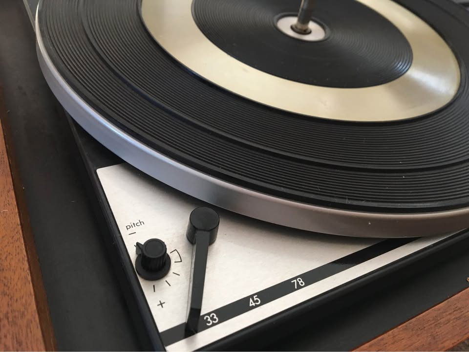 DUAL 1215 Turntable, by United Audio; Walnut